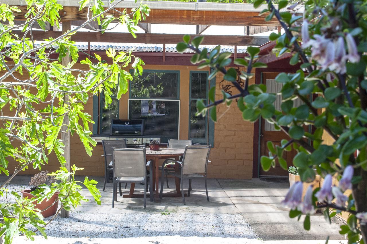 Trevalia Accommodation Penwortham Exterior foto